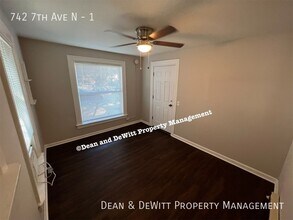 742 7th Ave N in St. Petersburg, FL - Building Photo - Building Photo