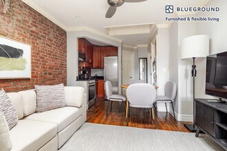 234 W 14th St in New York, NY - Building Photo - Building Photo