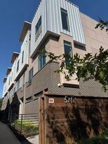 5711 Lindell Ave in Dallas, TX - Building Photo