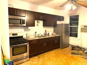 37 Logan Ave in Jersey City, NJ - Building Photo - Building Photo