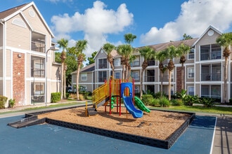 Laguna Place in Kissimmee, FL - Foto de edificio - Building Photo