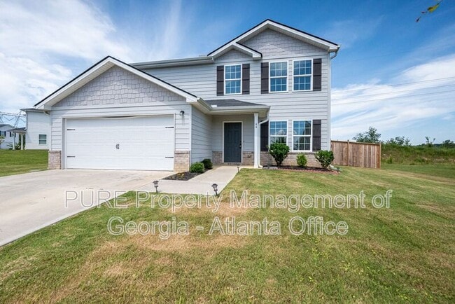 property at 44 Oxford Ln