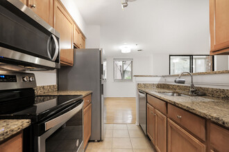 1001 N Vermont St in Arlington, VA - Foto de edificio - Building Photo