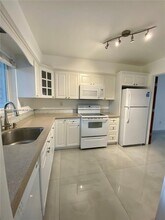 2155 NE 122nd St in North Miami, FL - Building Photo - Building Photo