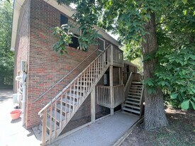 470 Martha Ln in Clarksville, TN - Building Photo
