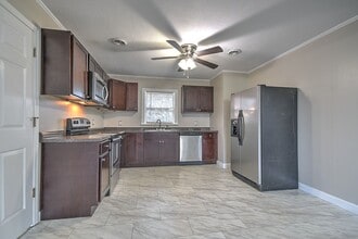 108 Cottonwood Dr in Greeneville, TN - Building Photo - Building Photo