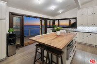 20542 Seaboard Rd in Malibu, CA - Building Photo - Building Photo