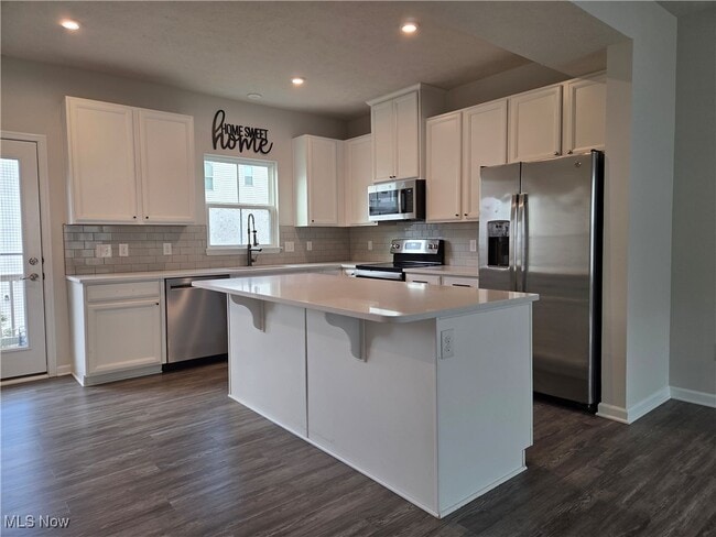 1456 Sutter St in Avon, OH - Building Photo - Building Photo