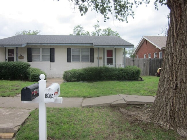 property at 1608 S Hayden St