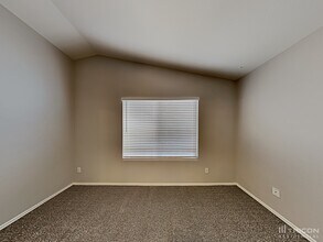 10402 W Reade Ave in Glendale, AZ - Building Photo - Building Photo