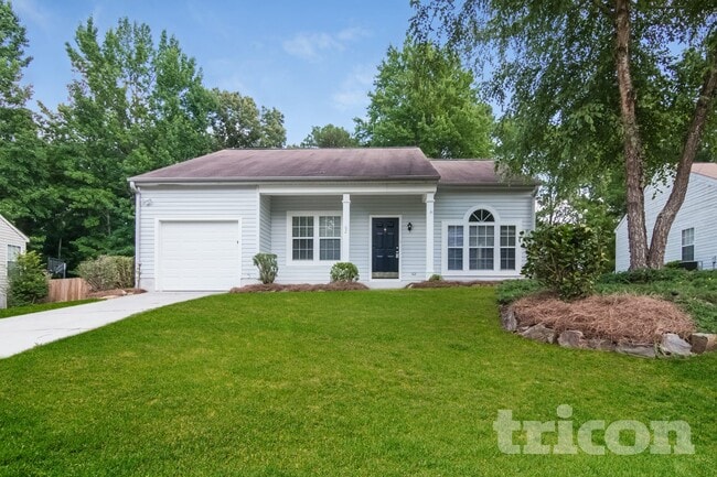 property at 62 Sweet Thorne Cir