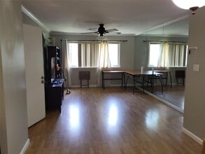 168 Feller Dr in Central Islip, NY - Building Photo - Building Photo