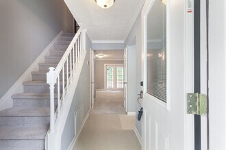 2948 Aspen Woods Entry in Doraville, GA - Building Photo - Building Photo