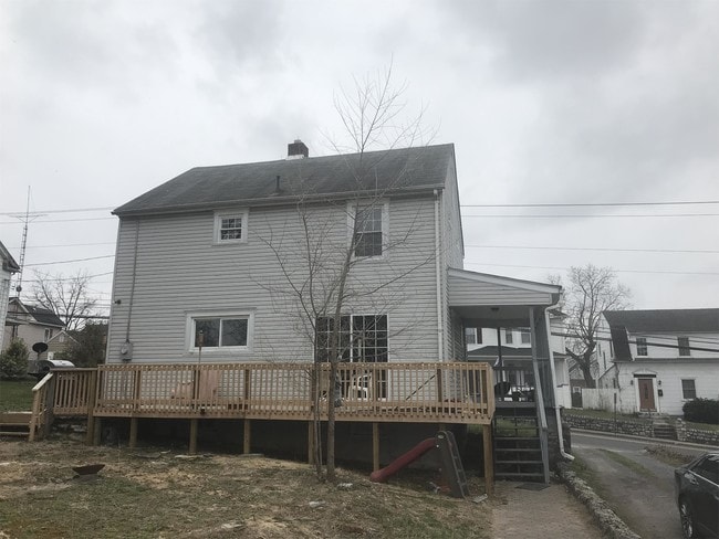 203 E Moler Ave in Martinsburg, WV - Building Photo - Building Photo