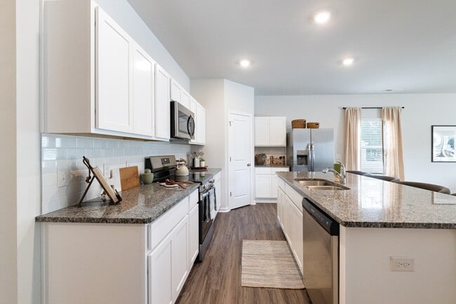 Carolina Crossing in Bolivia, NC - Building Photo - Interior Photo