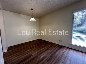 1025 Fulton Ave in Sacramento, CA - Building Photo - Building Photo
