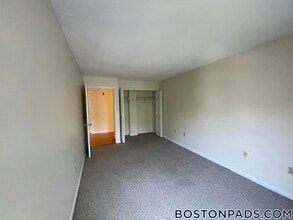 345 Franklin St in Cambridge, MA - Building Photo - Building Photo