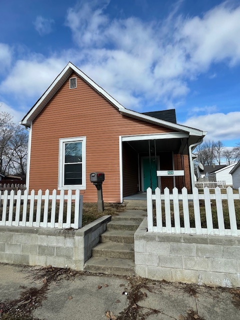 826 W 2nd St in Anderson, IN - Building Photo