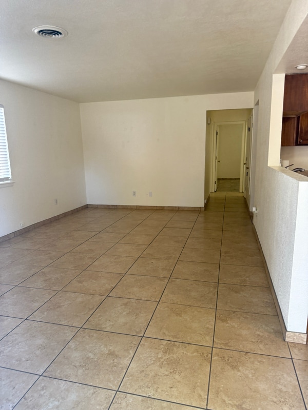 1621 E 21st St in Farmington, NM - Building Photo - Building Photo