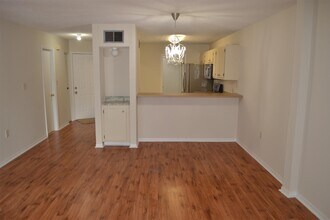 5061 Ernst Ct in Orlando, FL - Building Photo - Building Photo