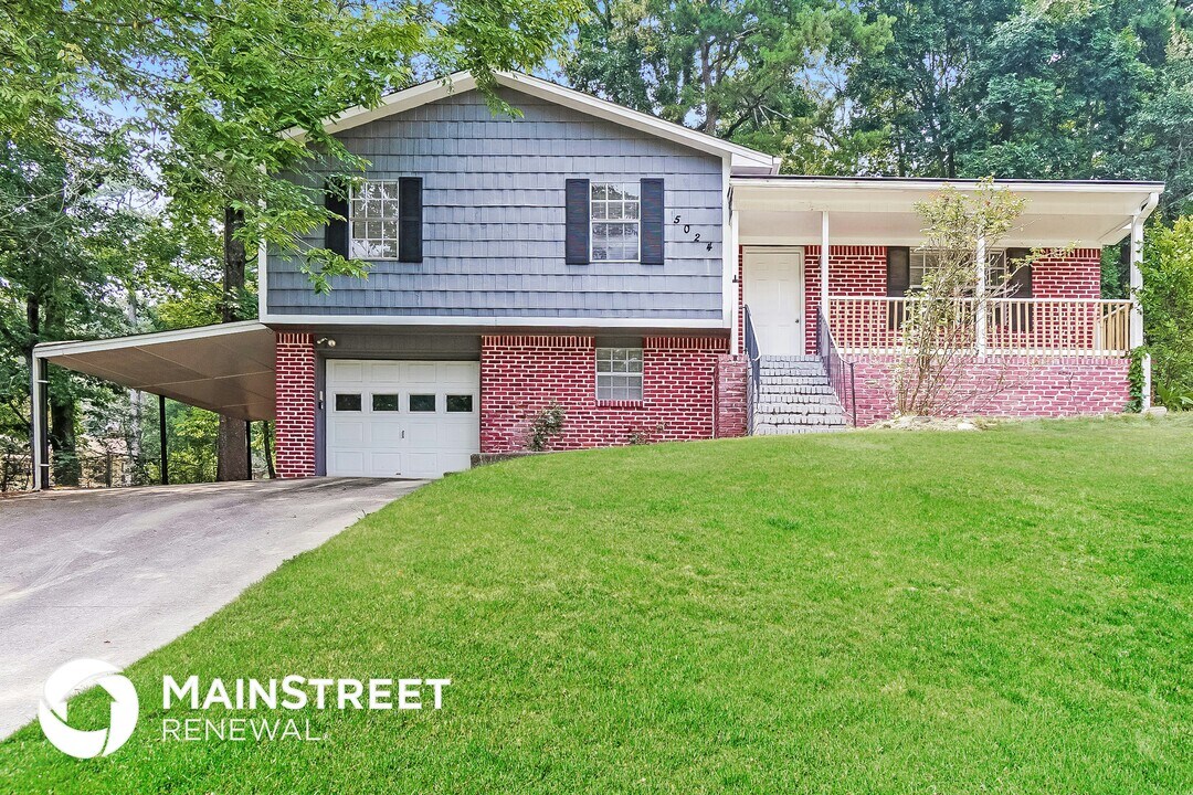 5024 Ewell Ln in Irondale, AL - Foto de edificio