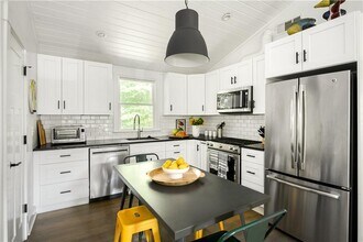 347 Sinclair Ave NE in Atlanta, GA - Building Photo - Building Photo