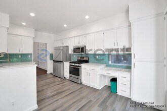 9404 Fox Den Ct in Elk Grove, CA - Building Photo - Building Photo