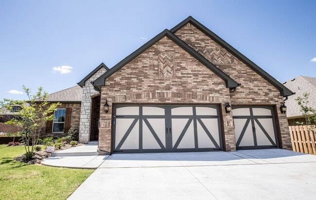 property at 5917 Grandby Rd