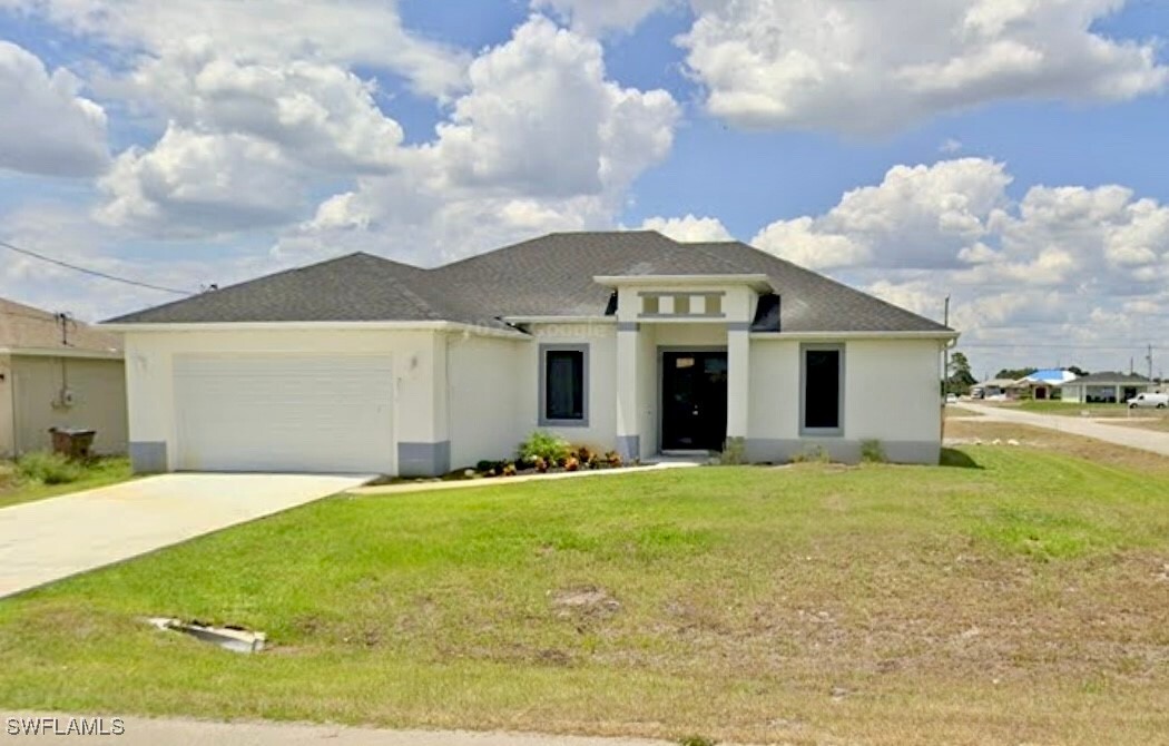 2712 23rd St SW in Lehigh Acres, FL - Building Photo