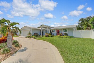 27 Willow Rd in Jupiter, FL - Building Photo - Building Photo