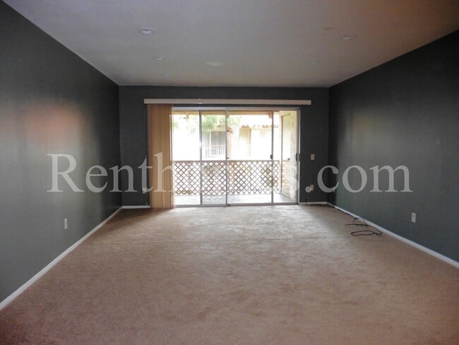 5999 Rancho Mission Rd in San Diego, CA - Building Photo - Building Photo
