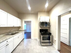 1522 27th Ave in Oakland, CA - Building Photo - Building Photo