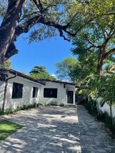 2915-2917 Center St in Miami, FL - Building Photo - Building Photo