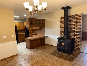 10023 Lark Rd in Weatherford, OK - Building Photo - Building Photo