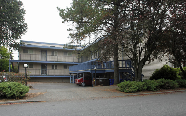 1301-1321 SE Linn St in Portland, OR - Building Photo - Building Photo