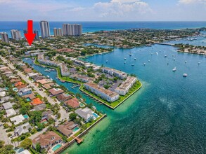 1251 Sugar Sands Blvd in West Palm Beach, FL - Building Photo - Building Photo