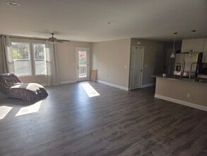 136 Locust Grove Rd in Weaverville, NC - Building Photo - Building Photo