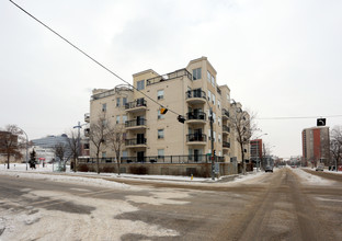 Monaco in Edmonton, AB - Building Photo - Building Photo