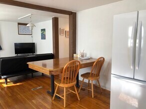 43 Hillcroft Rd in Waltham, MA - Building Photo - Building Photo