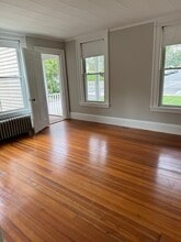 76 Woburn St in Reading, MA - Building Photo - Building Photo