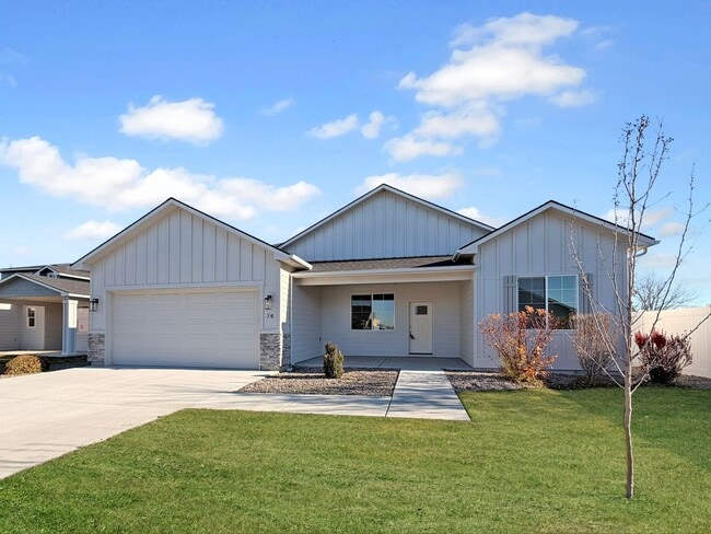 74 S Ravine Way in Nampa, ID - Building Photo - Building Photo