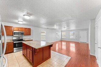 3515 Jenny Dale Dr in Dallas, TX - Foto de edificio - Building Photo