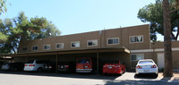 Clinton Terrace Apartments in Fresno, CA - Foto de edificio - Building Photo