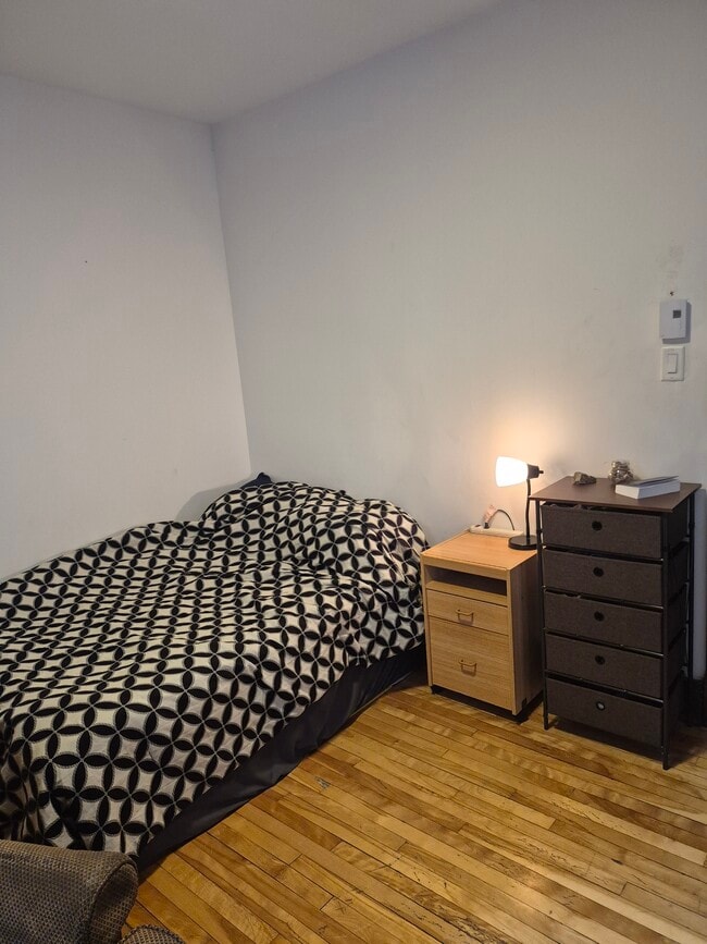 property at 1272 René-Lévesque Boul O