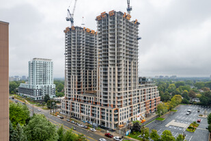 Pinnacle Toronto North Tower Apartments