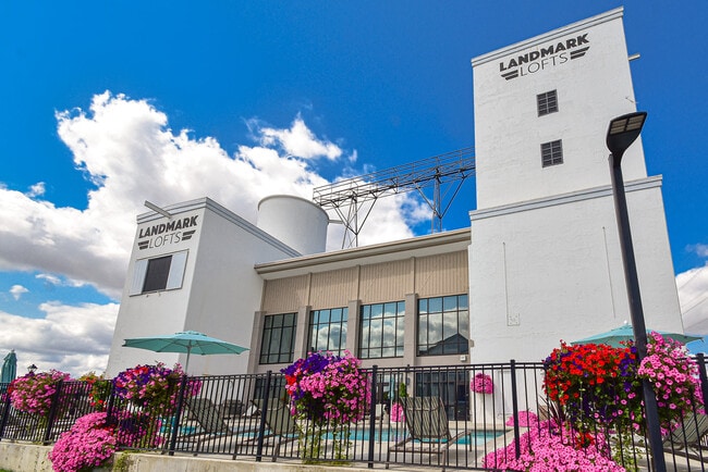 Landmark Lofts