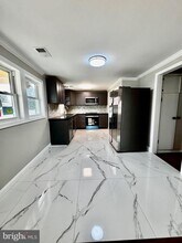 137 Fox Dr in Winchester, VA - Building Photo - Building Photo