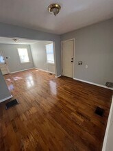 2206 Hillside Ave in Memphis, TN - Building Photo - Building Photo