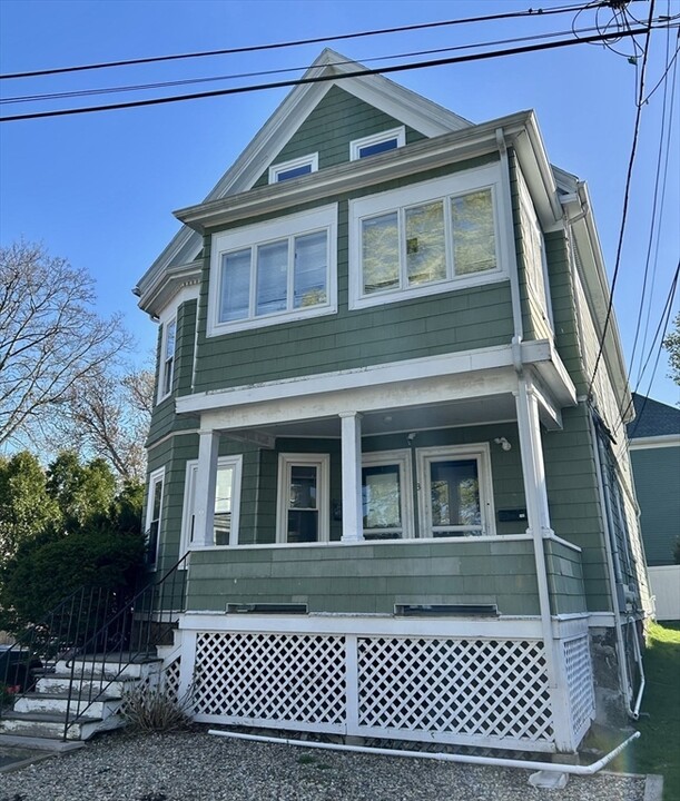 1-3 Valley Rd in Swampscott, MA - Foto de edificio