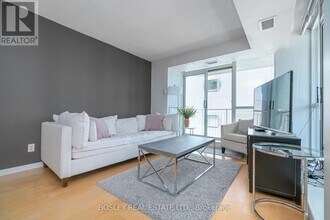 18 Stafford St in Toronto, ON - Building Photo - Building Photo